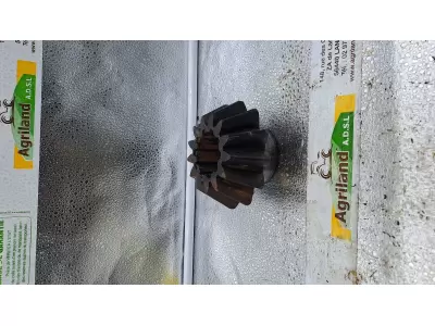 HOWARD  HR 35 305
