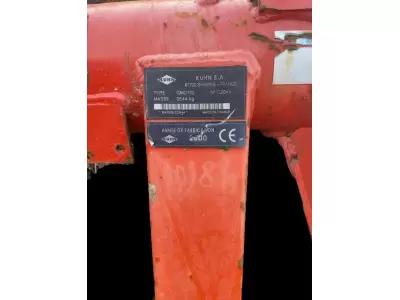 KUHN GMD 702