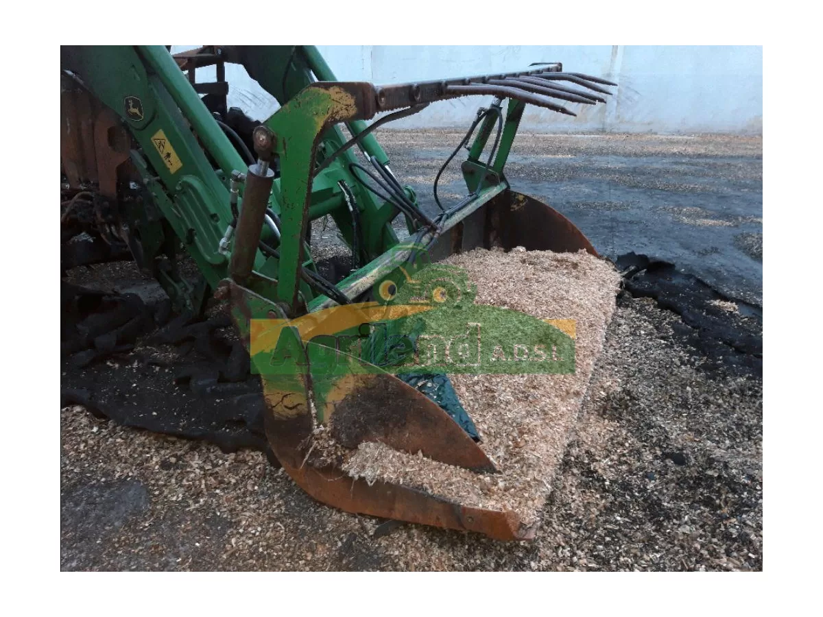 JOHN DEERE 6230  CE-664-AJ