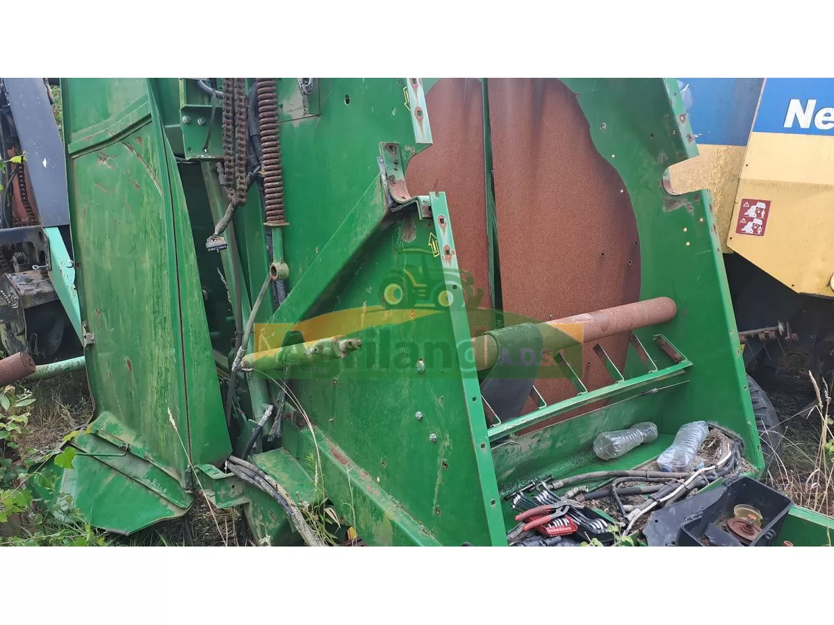 JOHN DEERE 590