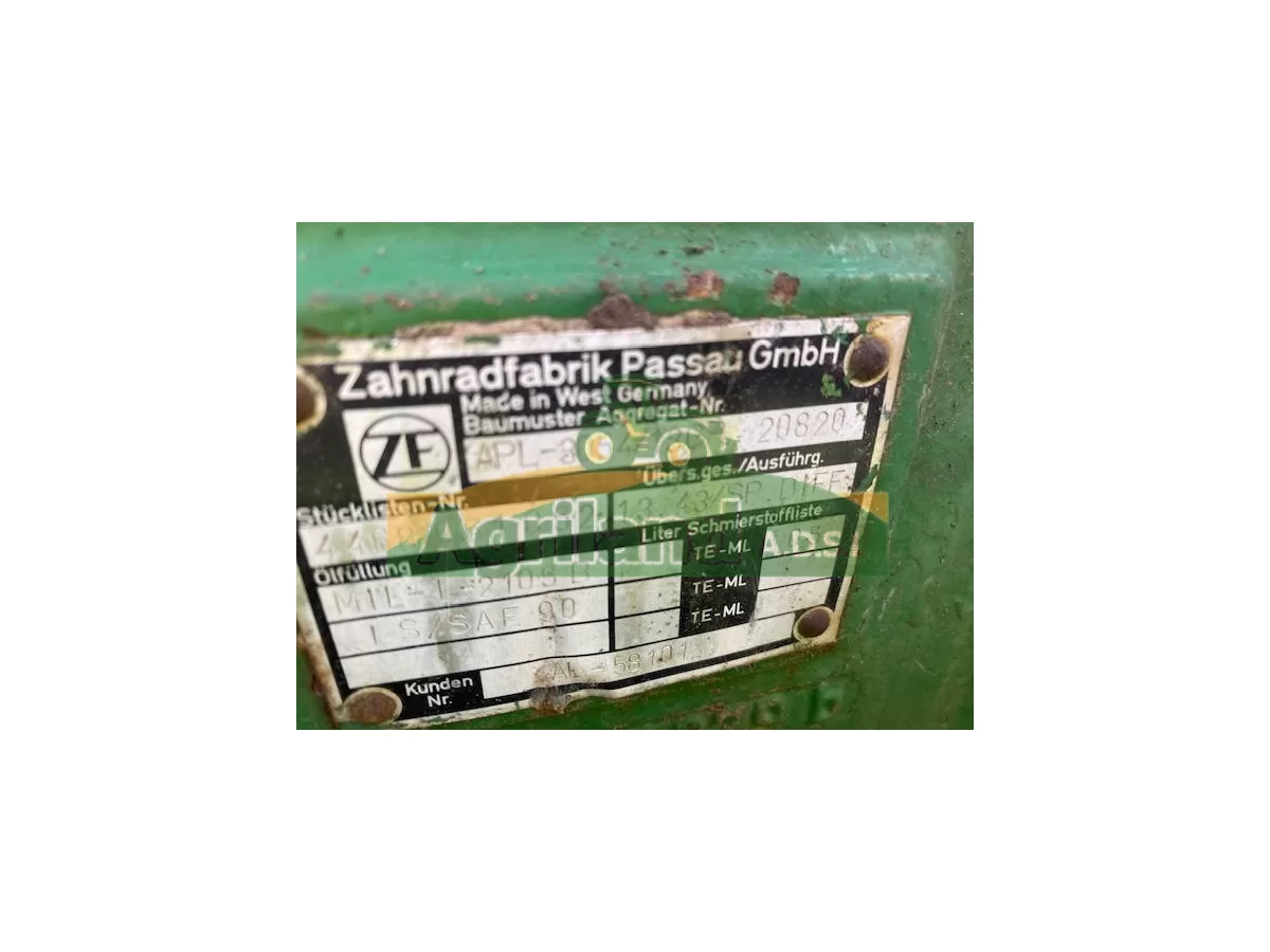 JOHN DEERE 4240 S 2265XE17
