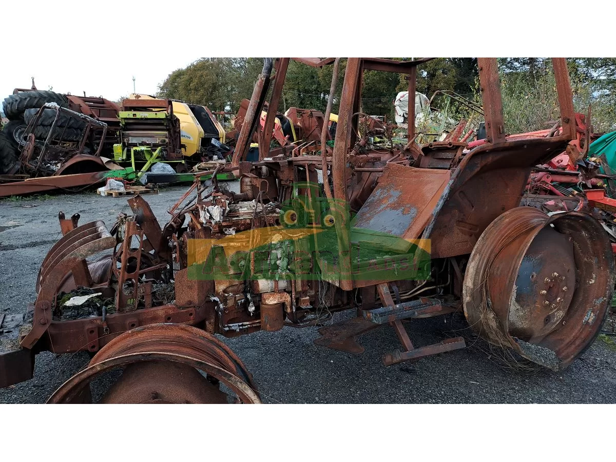 NEW-HOLLAND T 5050 CY-954-VL