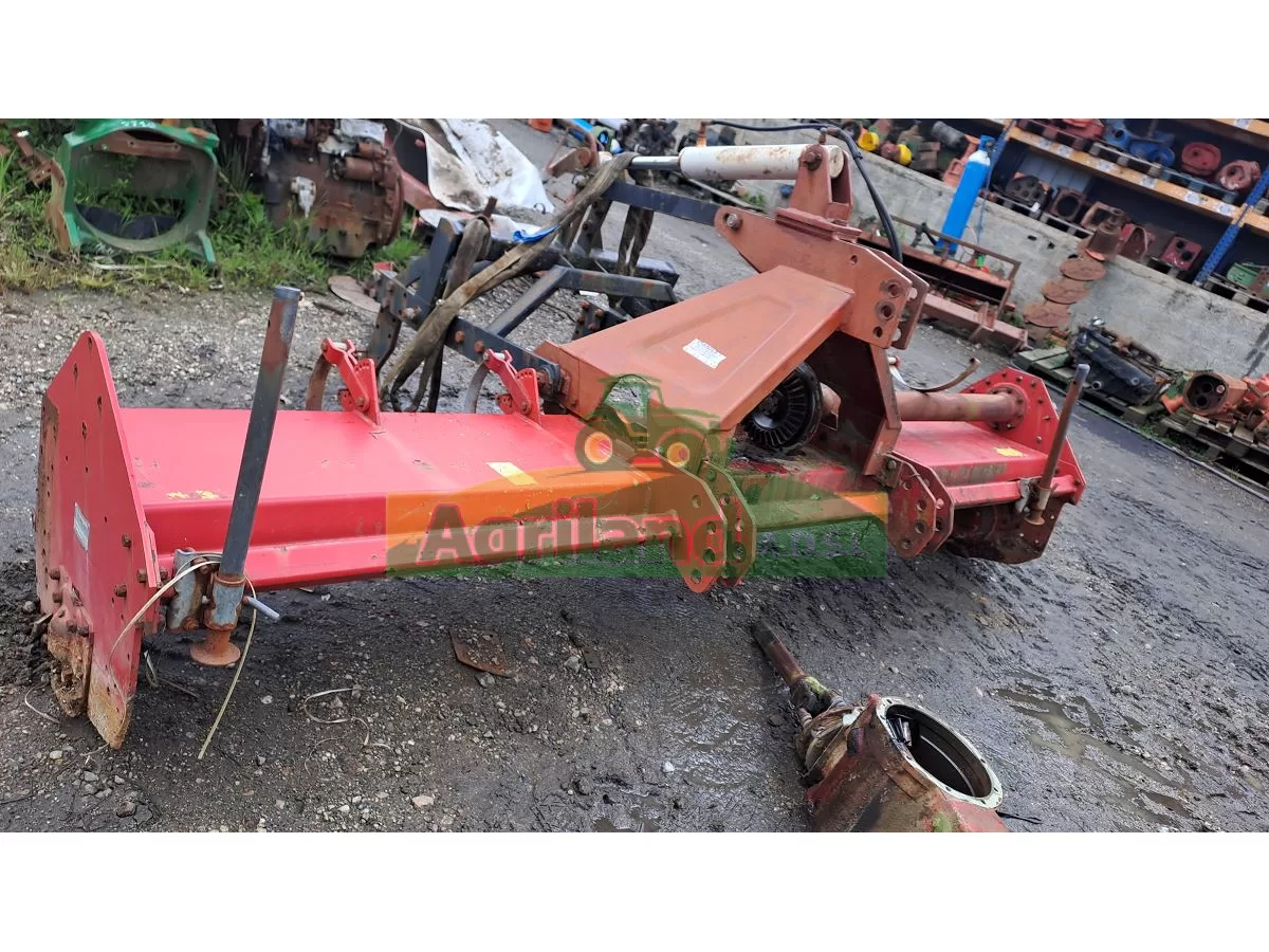 HOWARD  R 500 S 305 S F1