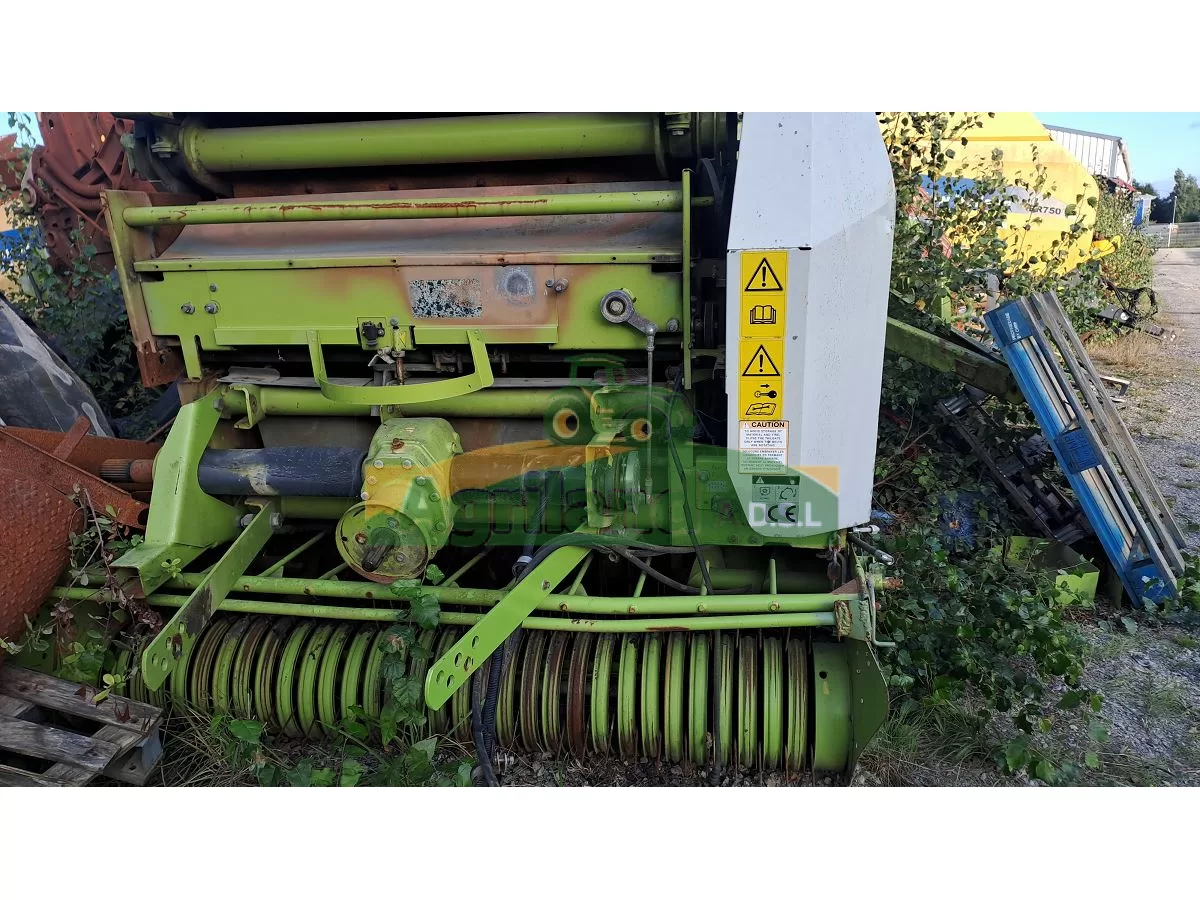CLAAS VARIANT 260