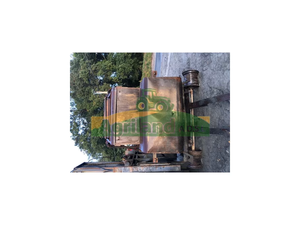 JOHN DEERE 864