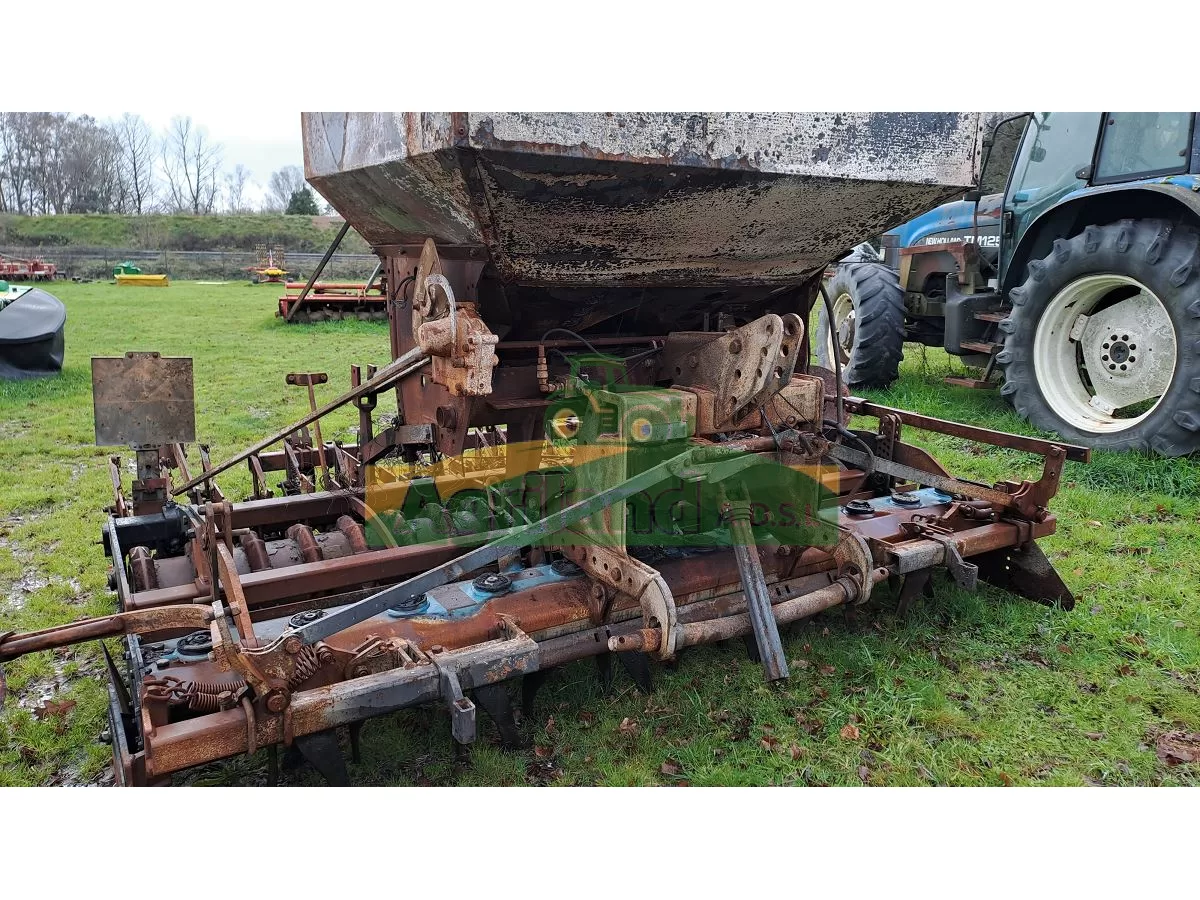 LEMKEN SOLITAIRE 9