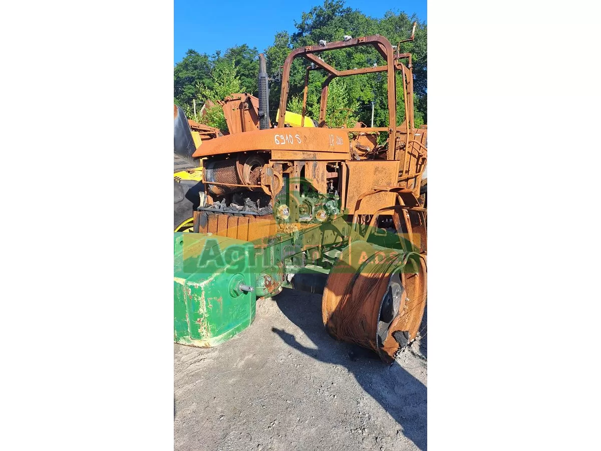 JOHN DEERE 6910 S 8937 QG 33