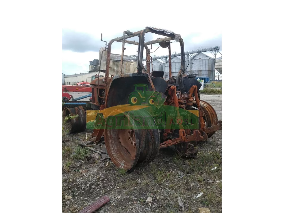 JOHN DEERE 6910 - 4RM 8855 VQ 50