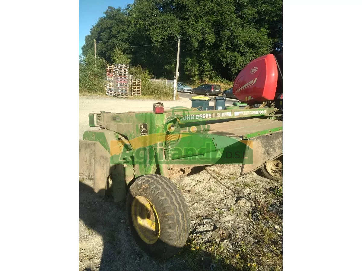 JOHN DEERE 1360