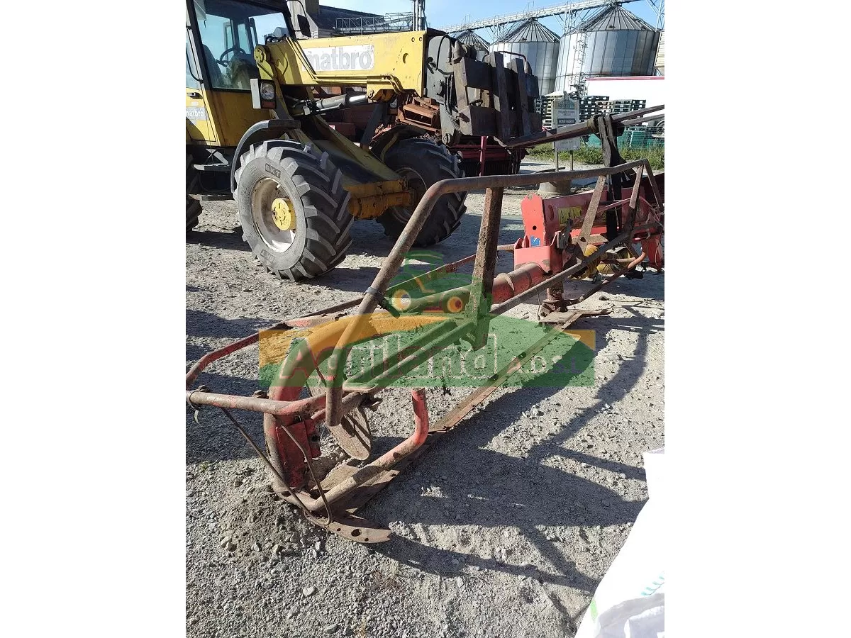 KUHN GMD 702