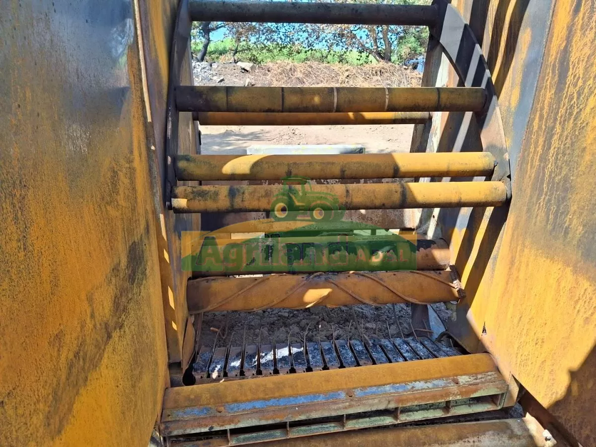 JOHN DEERE 550