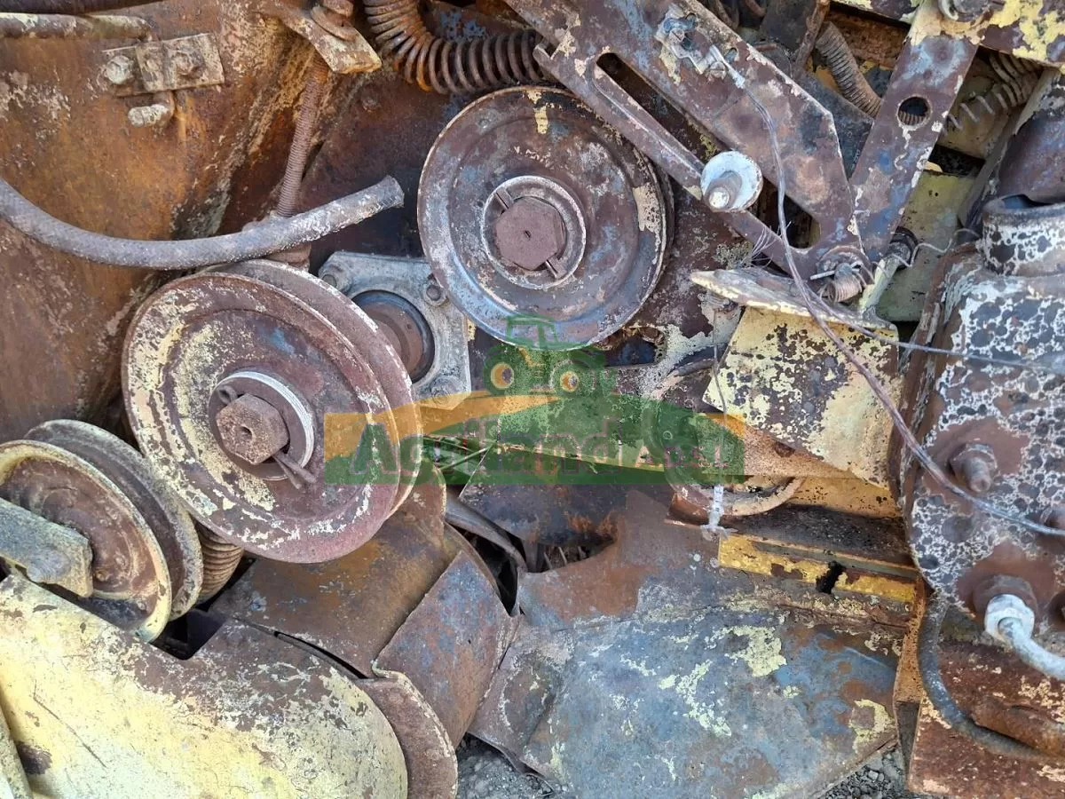 JOHN DEERE 550