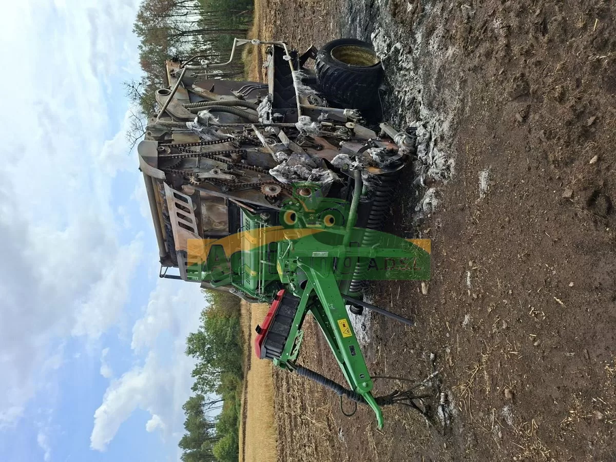 JOHN DEERE V 461 R