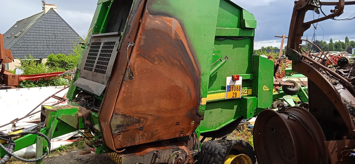 JOHN DEERE 592 HI FLOW