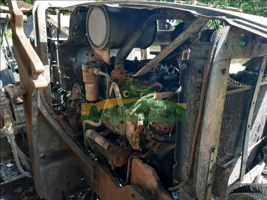 JOHN DEERE 3410 5954 WM 56