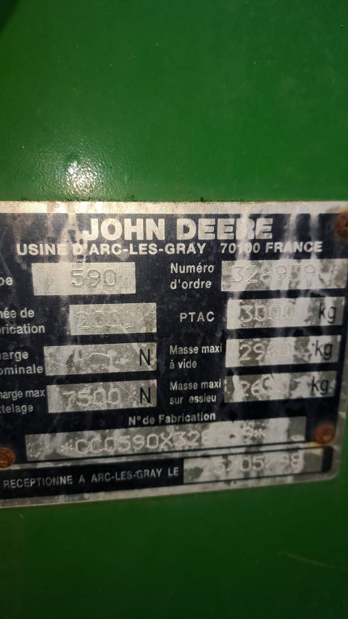 JOHN DEERE 590