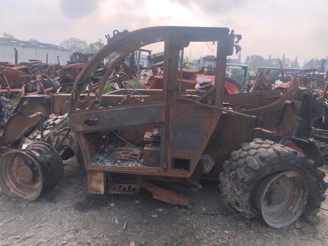 MASSEY FERGUSON 7038 FT-315-LD