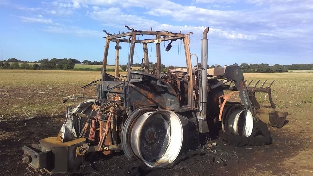 RENAULT ARES 630 RZ 4253 WH 72