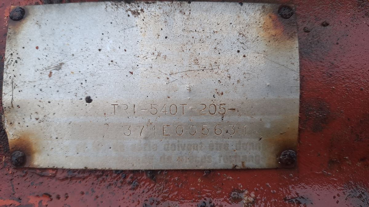 HOWARD  TRISEMAVATOR