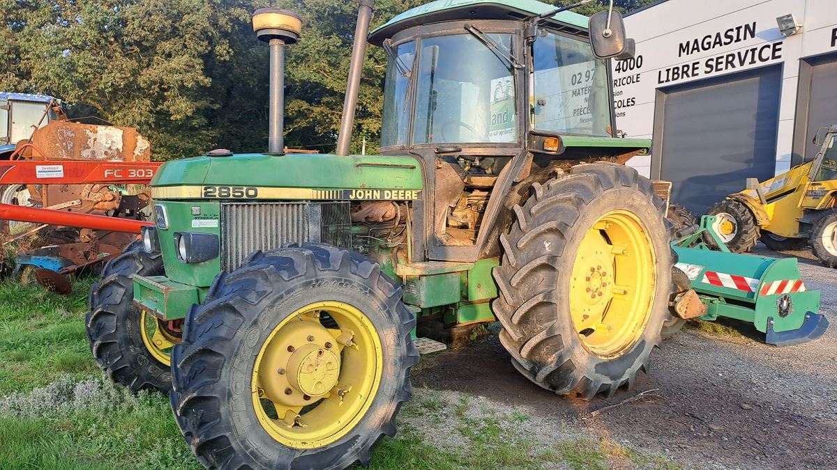 JOHN DEERE 2850 FC-256-GR
