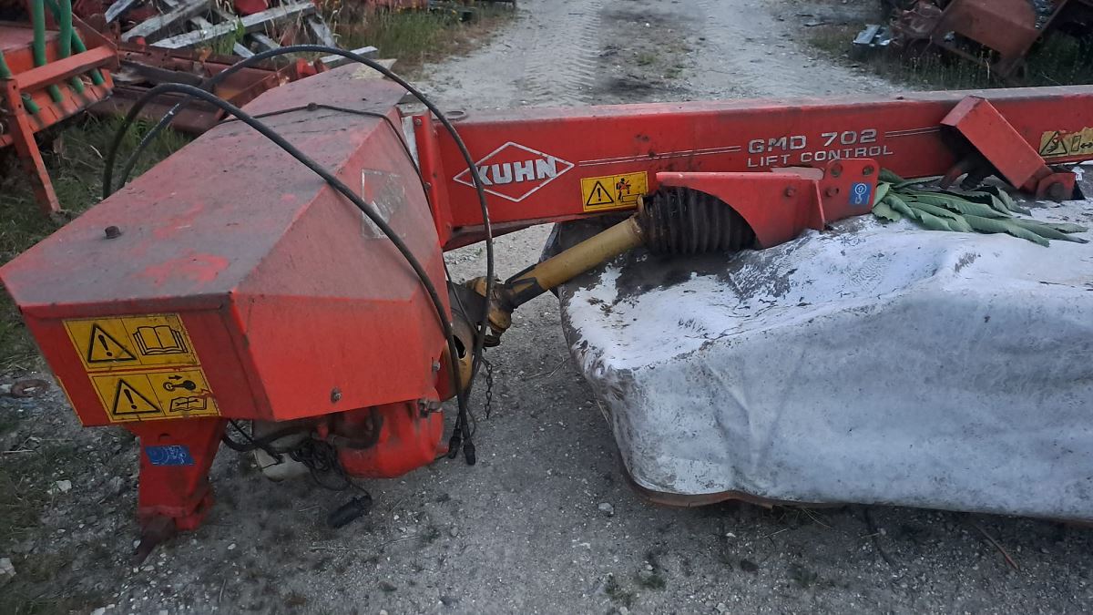 KUHN GMD 702