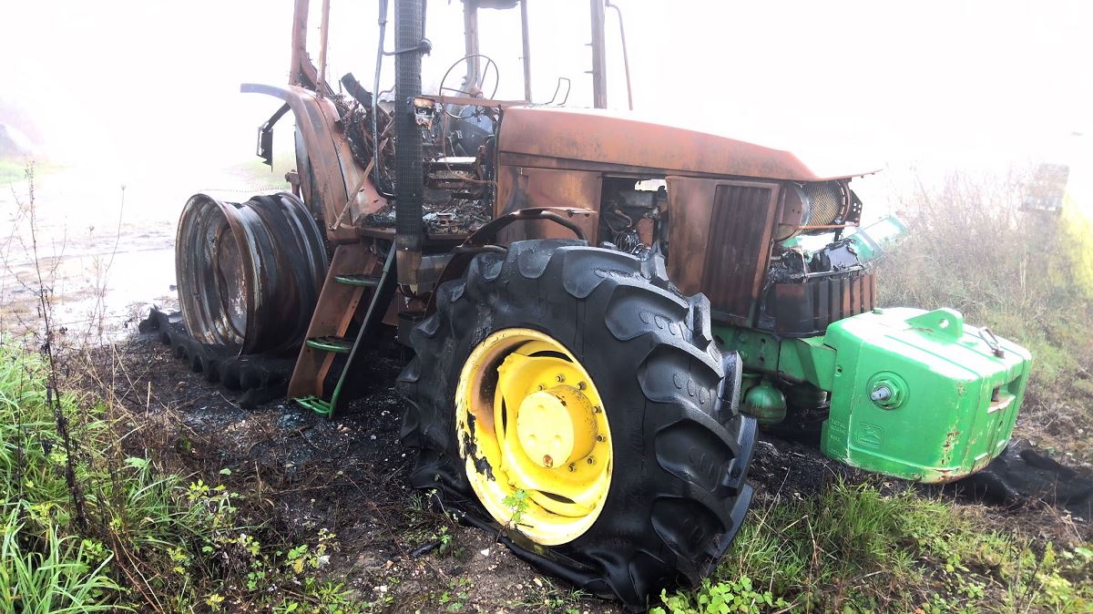 JOHN DEERE 6910 S 8937 QG 33