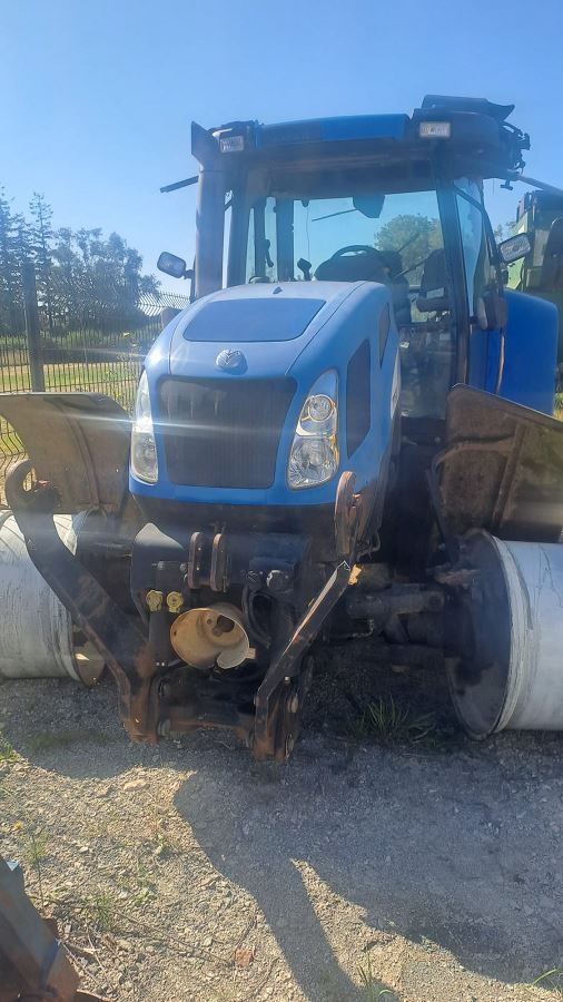 NEW-HOLLAND T 7520 FN-467-DT