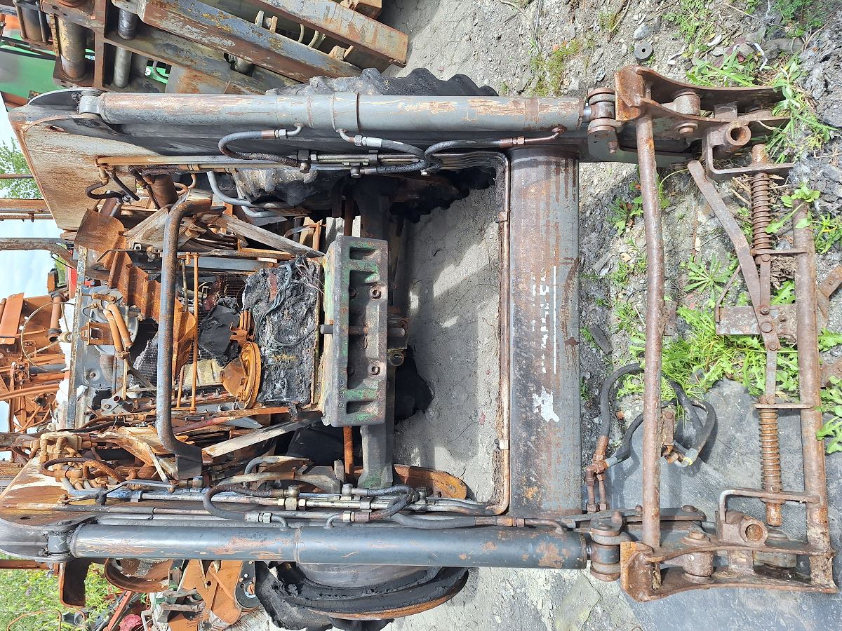 JOHN DEERE 6310 9938 YH 35