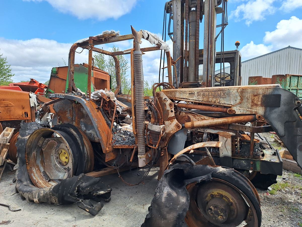 JOHN DEERE 6310 9938 YH 35