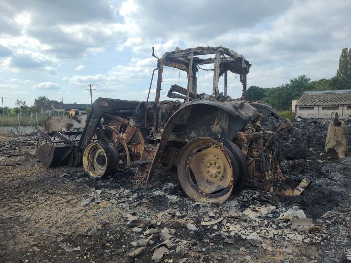 JOHN DEERE 6120 M FD-786-RF