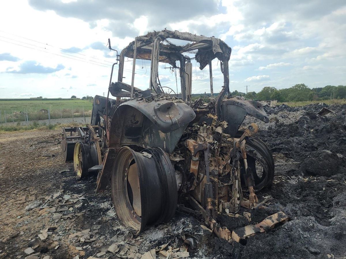 JOHN DEERE 6120 M FD-786-RF