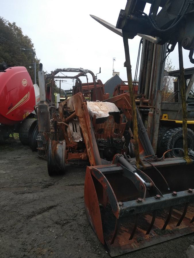 JOHN DEERE 6120 M FD-786-RF