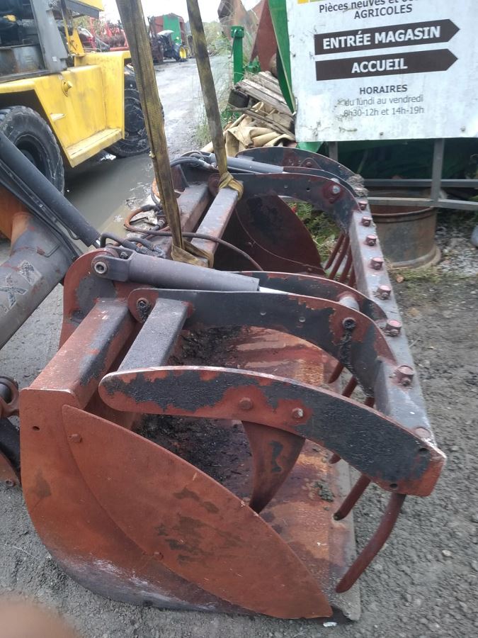 JOHN DEERE 6120 M FD-786-RF