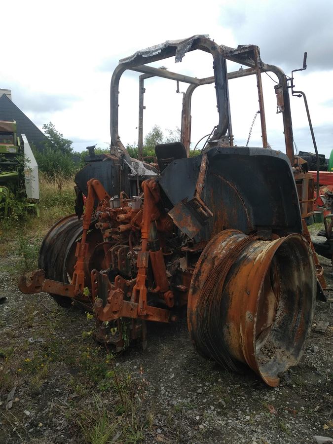 JOHN DEERE 6910 - 4RM 8855 VQ 50